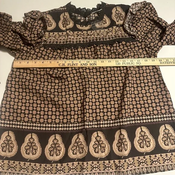 New Anthropology Women Mine Ballon Sleeves Ruffle Size Large Gray Tan Blouse - Picture 5 of 8